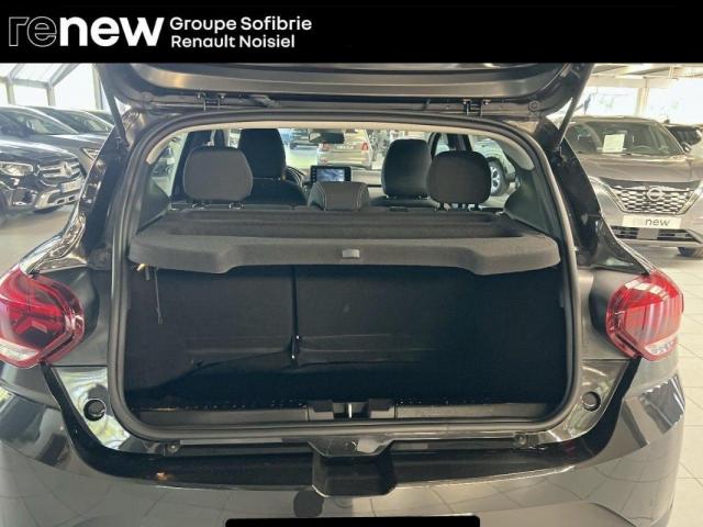 Dacia Sandero image 8