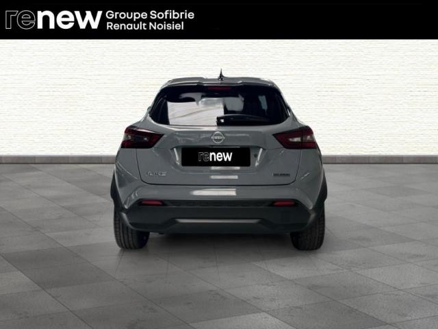 Nissan Juke image 5