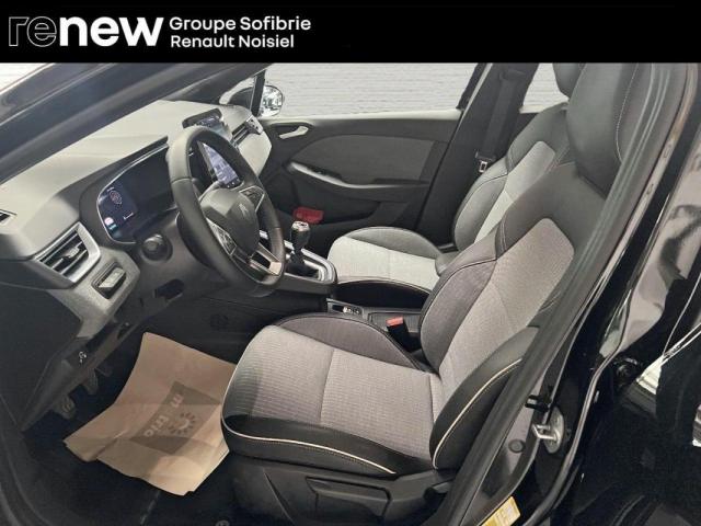 Renault Clio image 8