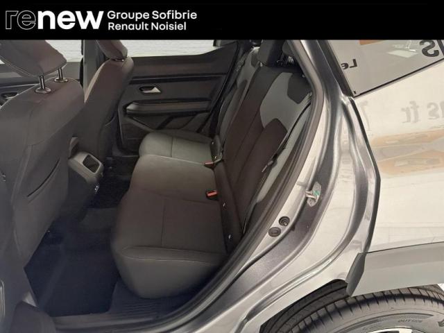 Dacia Duster image 1