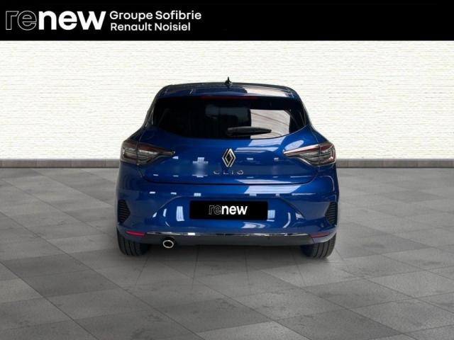 Renault Clio image 1