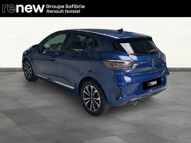 Renault Clio image 6