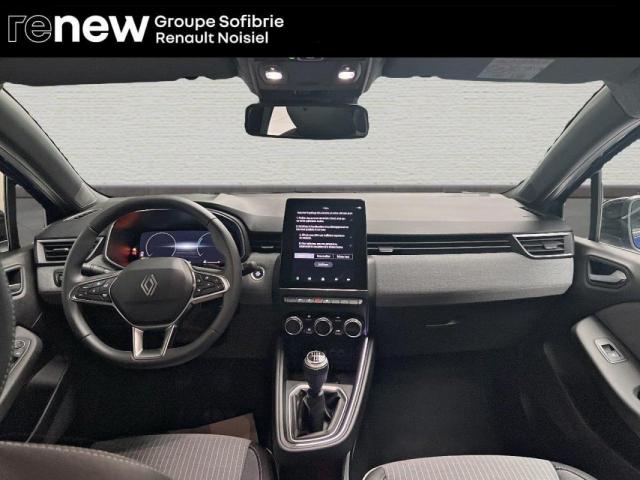 Renault Clio image 7