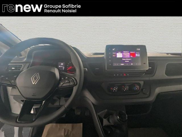 Renault Trafic image 6