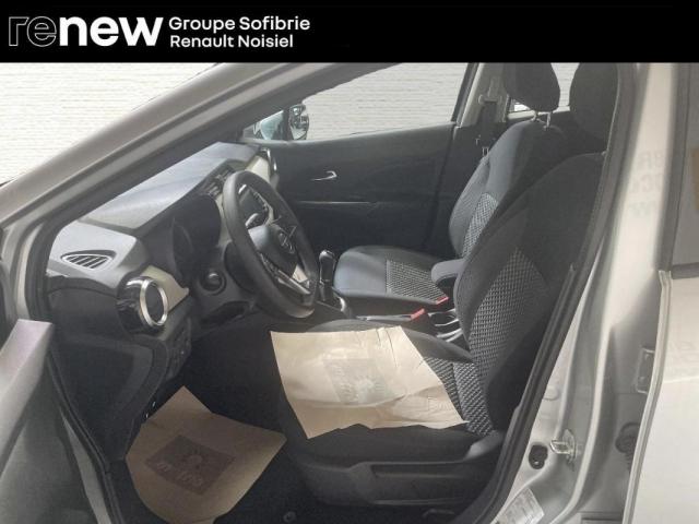 Nissan Micra image 4