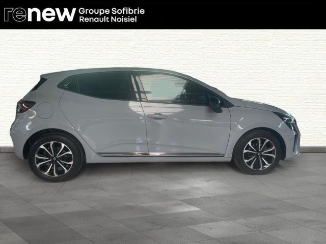 Renault Clio image 9