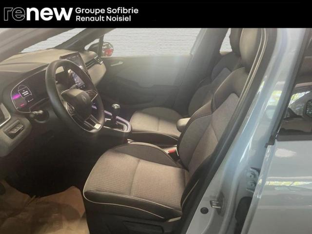 Renault Clio image 8