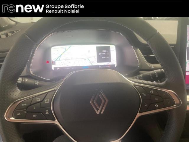 Renault Captur image 2