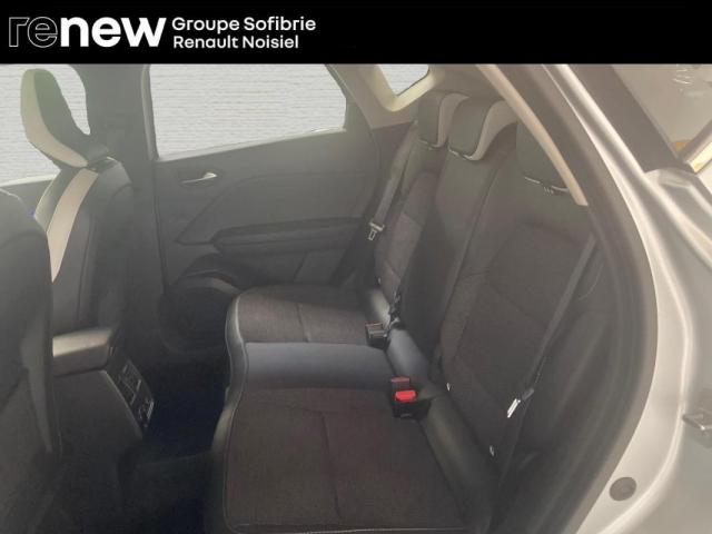 Renault Captur image 8