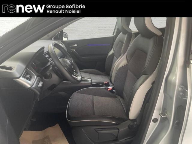 Renault Captur image 9