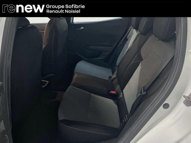 Renault Clio image 1