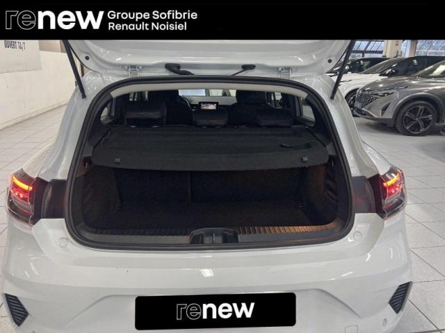 Renault Clio image 8