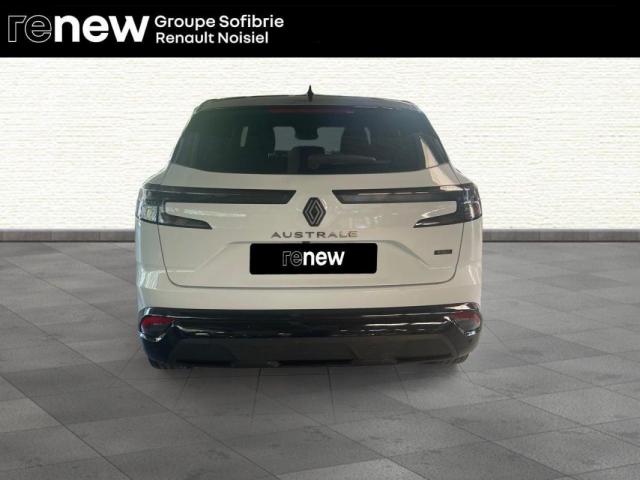 Renault Austral image 9