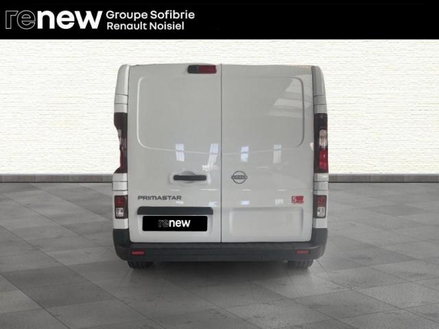Nissan Primastar image 8