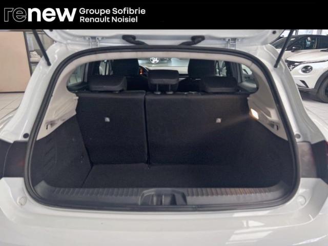 Renault Clio image 9