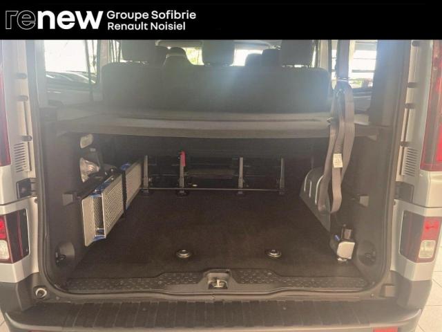 Renault Trafic image 9