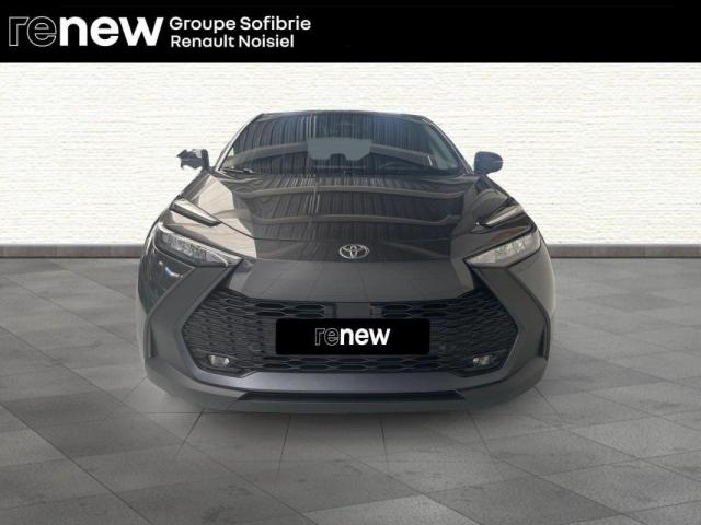 Toyota C-Hr image 1