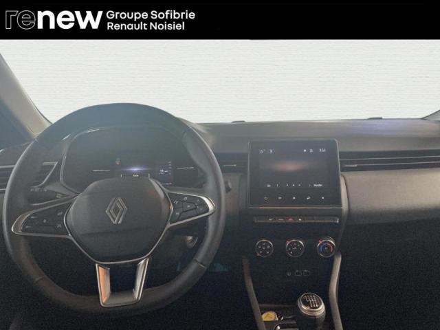 Renault Clio image 9