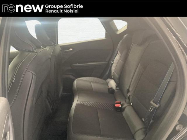 Renault Captur image 1