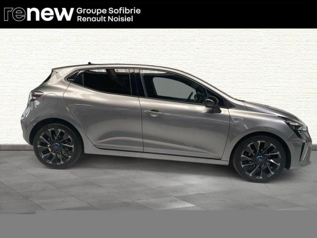 Renault Clio image 6