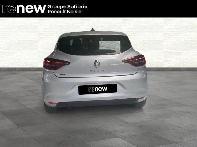 Renault Clio image 6