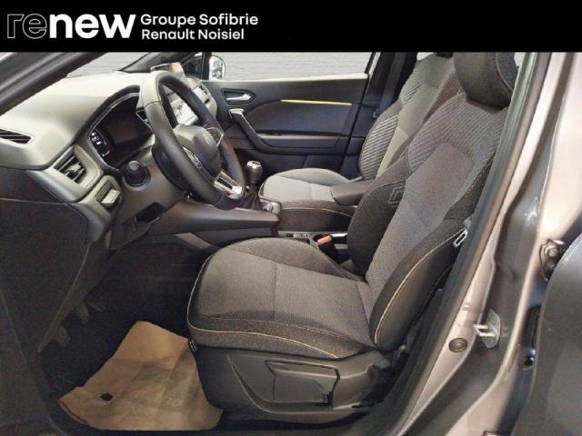 Renault Captur image 2