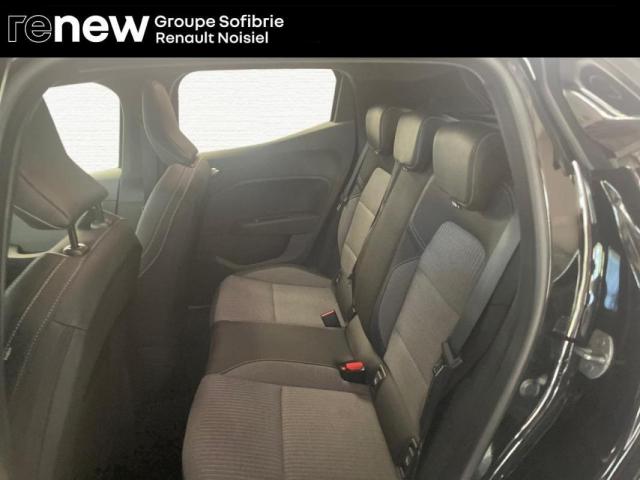Renault Clio image 8