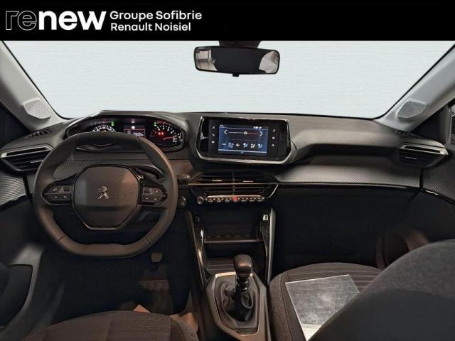 Peugeot 208 image 5
