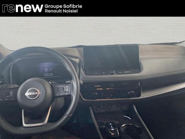 Nissan X-Trail image 2