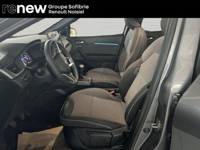 Renault Captur image 2