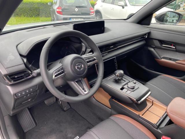 Mazda 3 image 3