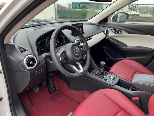 Mazda Cx-3 image 2