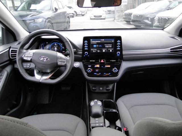 Hyundai Ioniq image 4
