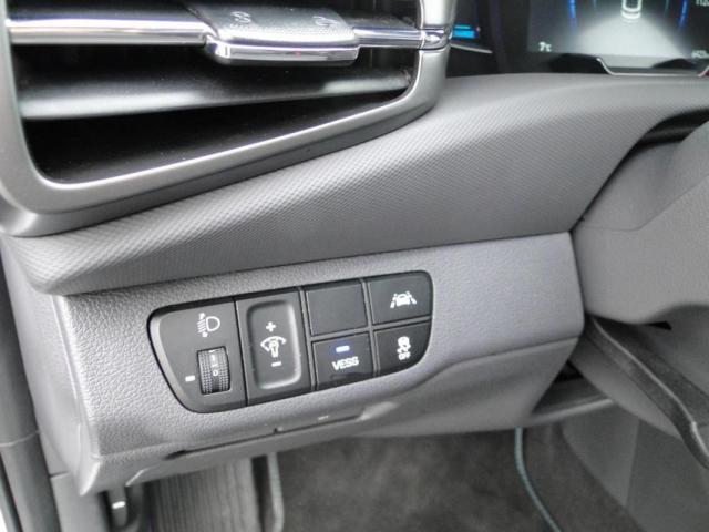 Hyundai Ioniq image 8