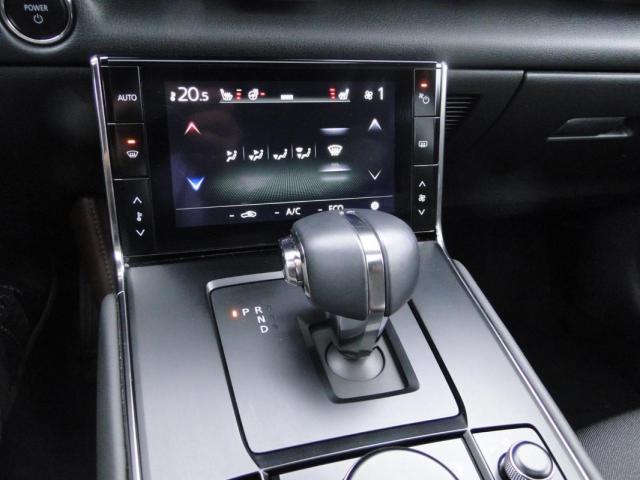 Mazda 3 image 3