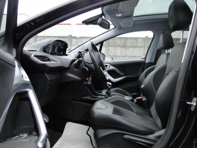 Peugeot 2008 image 4