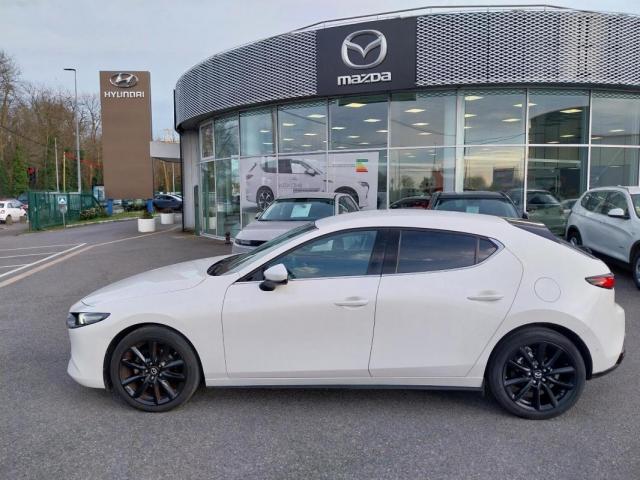 Mazda 3 image 2