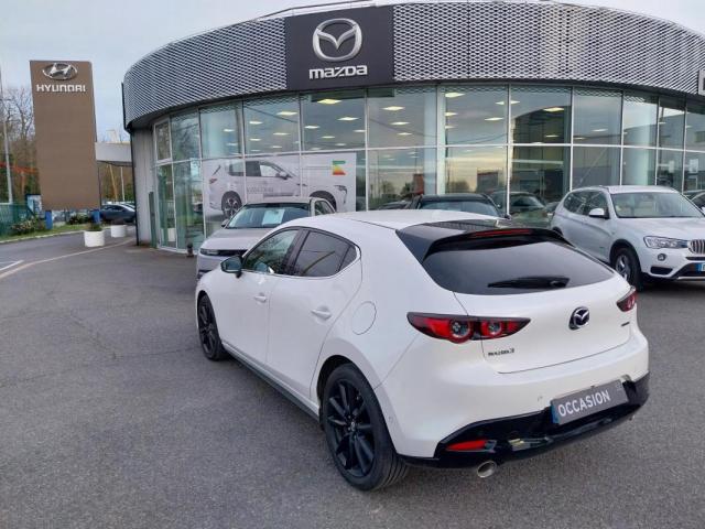 Mazda 3 image 9