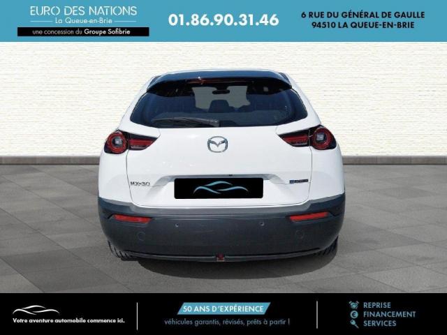 Mazda 3 image 7