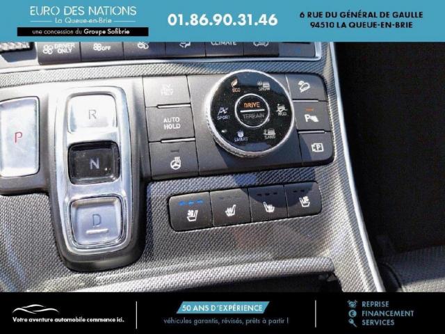 Hyundai Santa Fe image 6