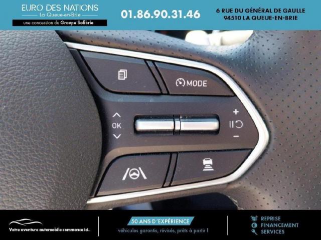 Hyundai Santa Fe image 8