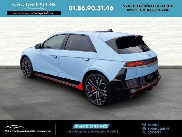 Hyundai Ioniq image 8