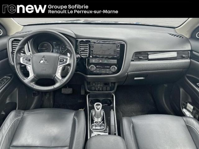 Mitsubishi Outlander image 9