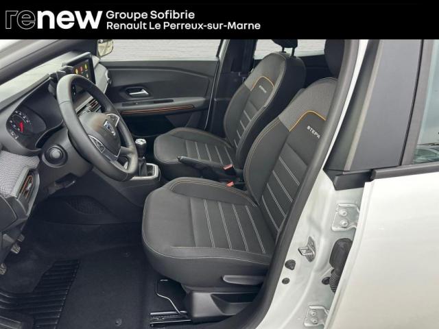 Dacia Sandero image 2
