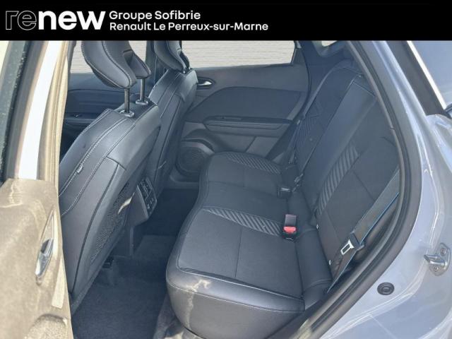 Renault Captur image 2