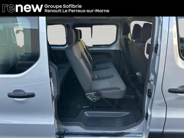 Renault Trafic image 2