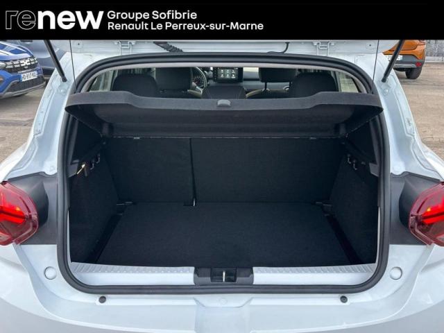 Dacia Sandero image 6