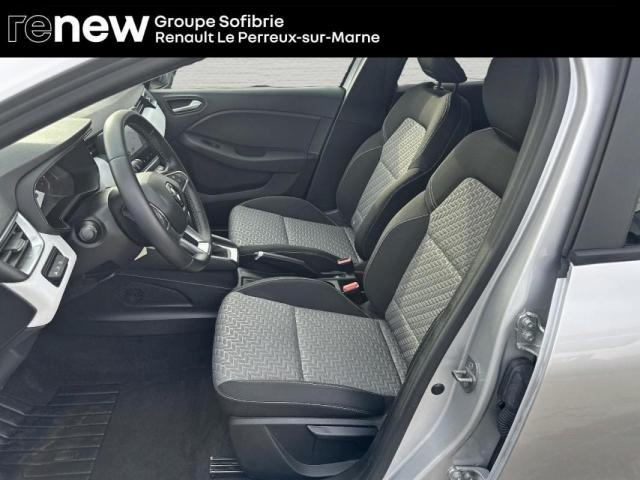 Renault Clio image 9