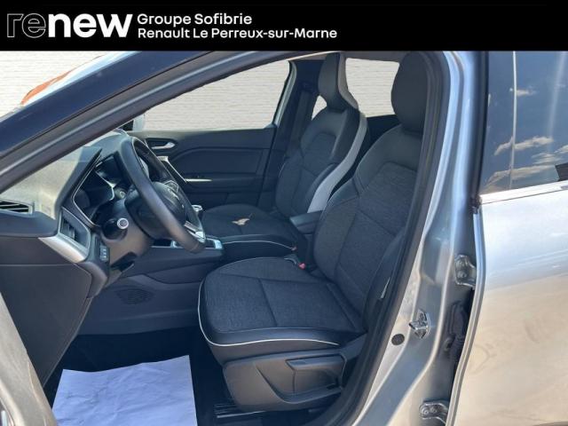 Renault Captur image 9