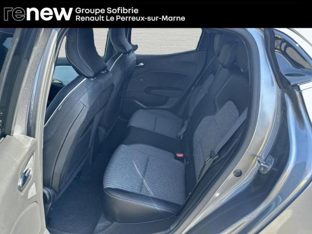 Renault Clio image 2